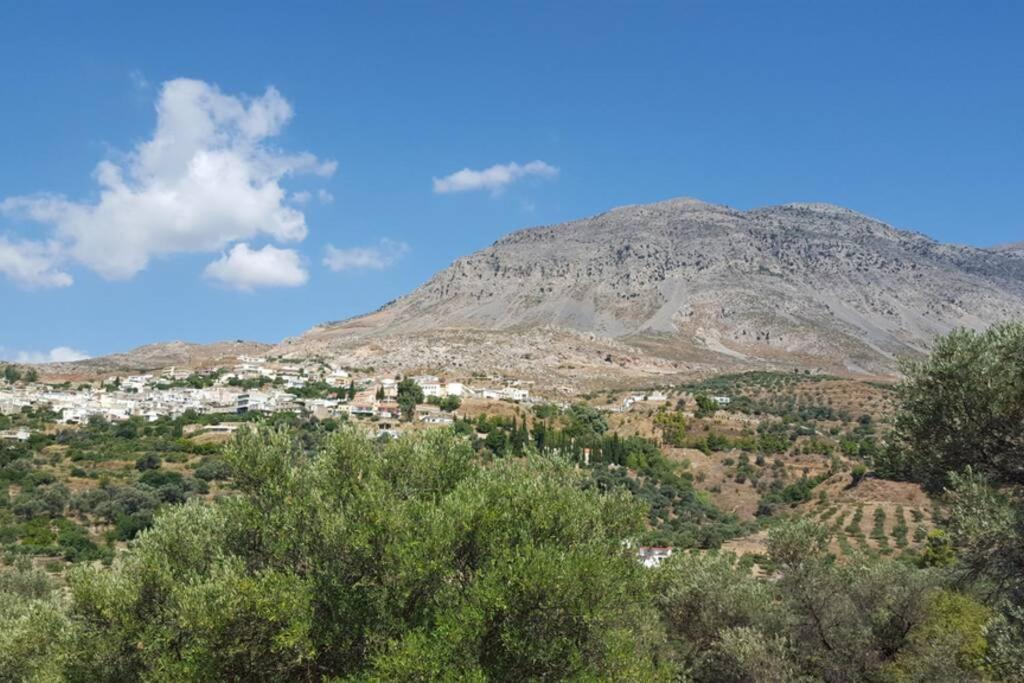 Villa Strata Kardhamiana Экстерьер фото